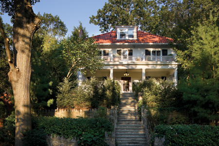 Gary Brewer, a partner at Robert A.M. Stern Architects, recently completed a 10-year restoration and renovation project at his 1906 American Foursquare in the Park Hill neighborhood of Yonkers, NY. The neighborhood will feature in RAMSA’s upcoming book, Paradise Planned: The Garden Suburb and the Modern City to be published by The Monacelli Press this fall. Photo: © Francis Dzikowski / Esto