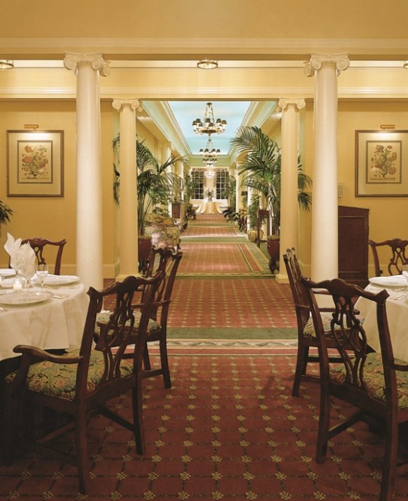 city-club-macon-chadsworth-columns-1